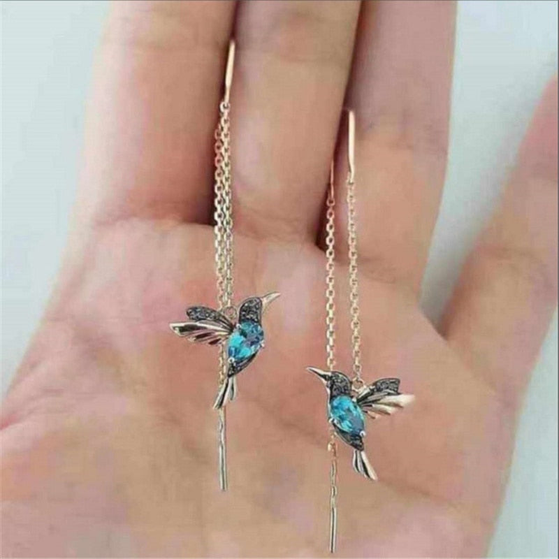 Exquisite Bird-shaped arete Fashion Crystal Pendant Earrings for Women Hummingbird Hoop Earrings Tassel Bird Wedding Jewelry